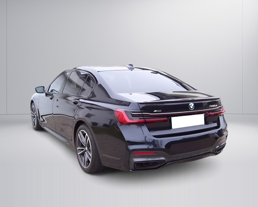 BMW Seria 7 745e xDrive M-Sport - foto 6