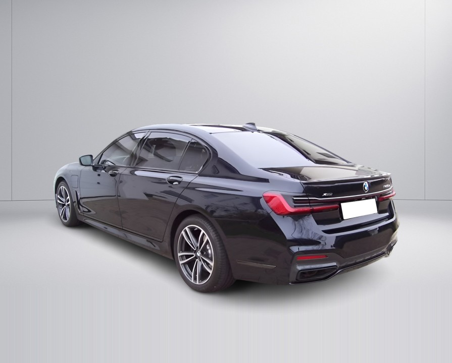 BMW Seria 7 745e xDrive M-Sport - foto 7