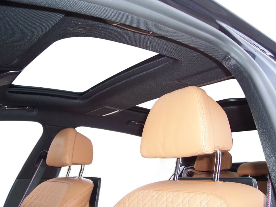 BMW Seria 7 745e xDrive M-Sport - foto 24