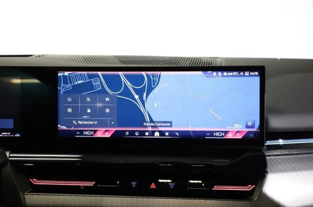 BMW Seria 5 520i M-Sport - foto 11