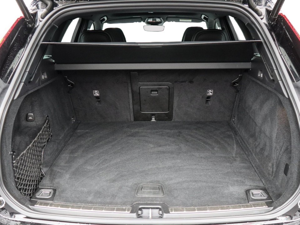 Volvo XC 60 B5 R Design - foto 13