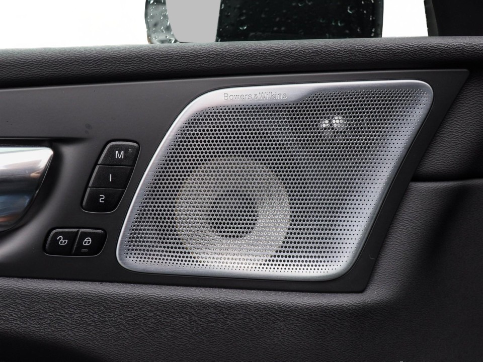 Volvo XC 60 B5 R Design - foto 11