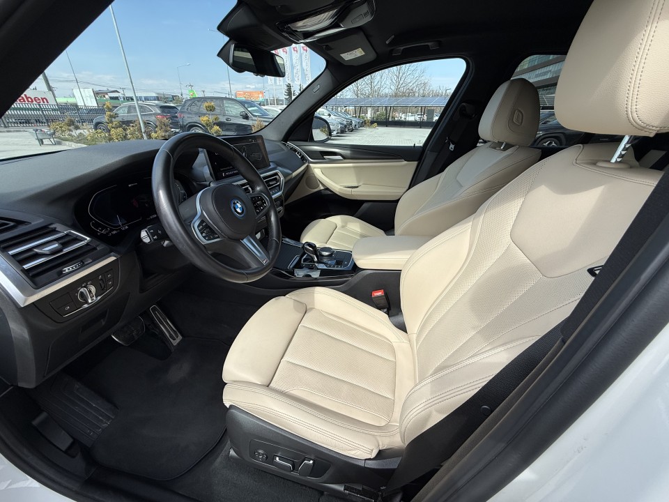 BMW X3 xDrive30e M-Sport - foto 11
