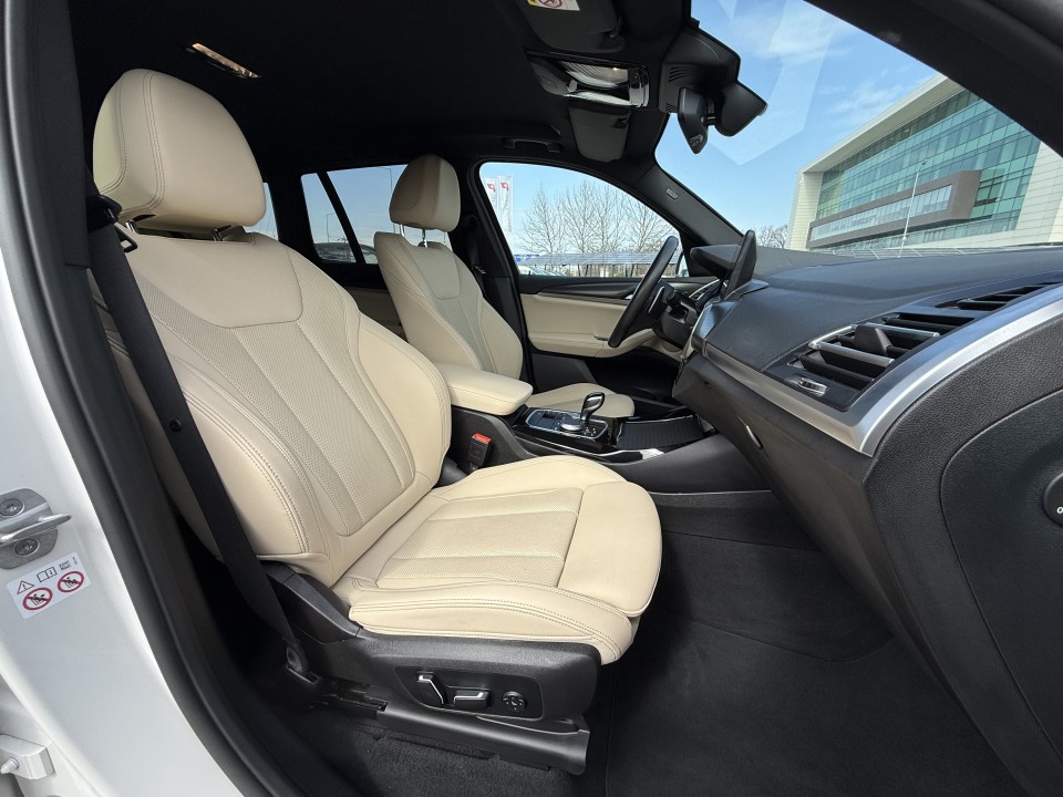 BMW X3 xDrive30e M-Sport - foto 16