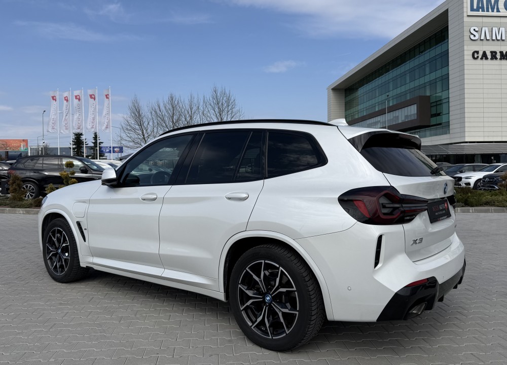 BMW X3 xDrive30e M-Sport (5)