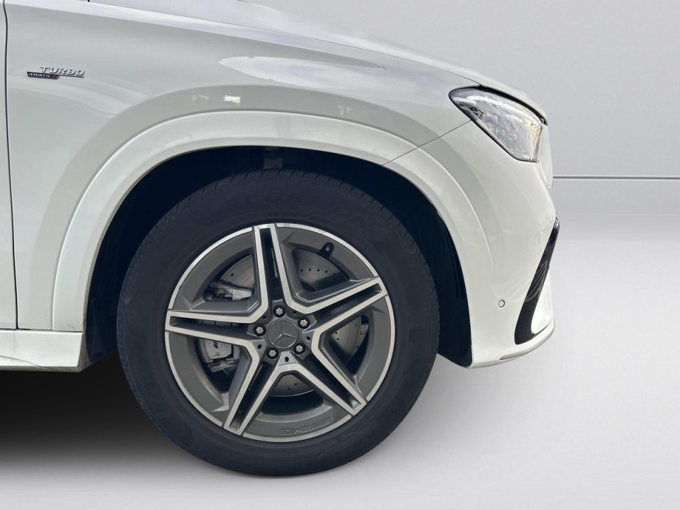 Mercedes-Benz GLE Coupé AMG 53 4MATIC+ - foto 15