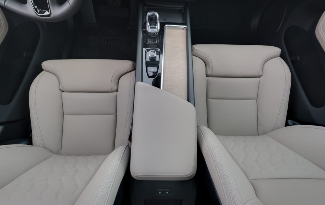 Volvo XC 60 T6 Recharge AWD Plus Dark - foto 7