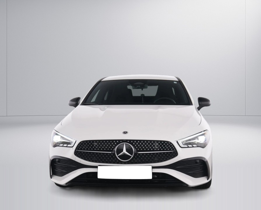 Mercedes-Benz CLA 200 AMG Line (4)