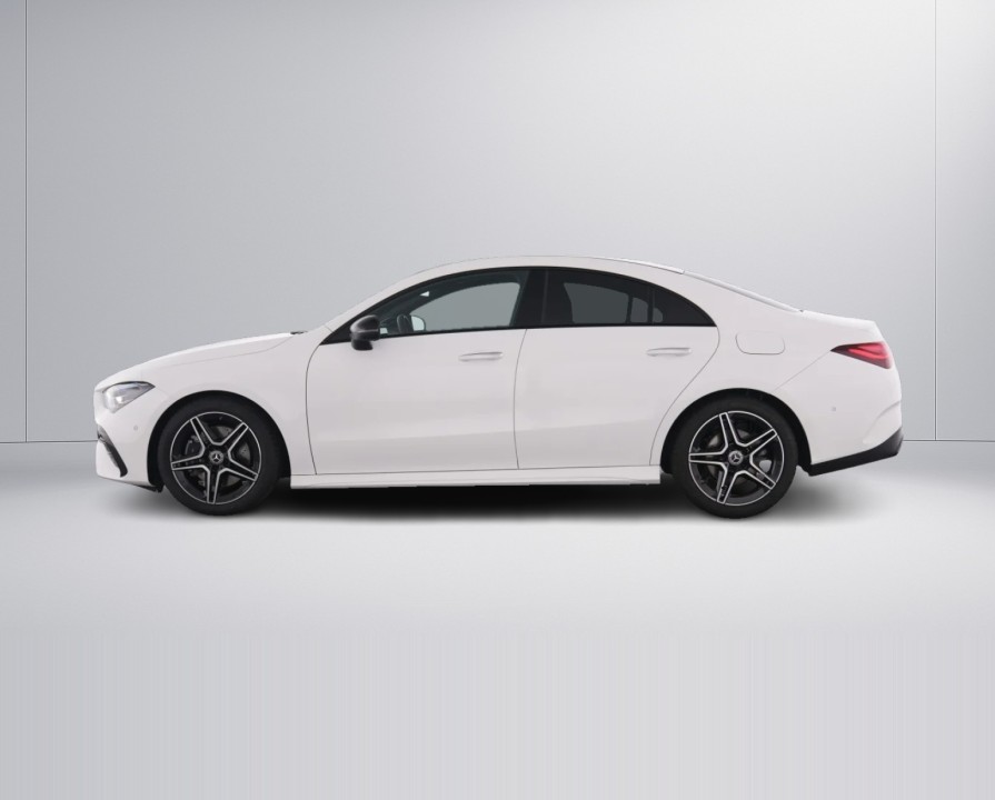 Mercedes-Benz CLA 200 AMG Line - foto 10