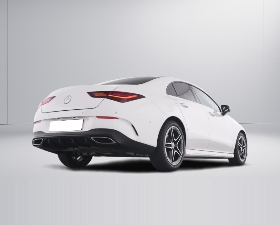 Mercedes-Benz CLA 200 AMG Line - foto 7