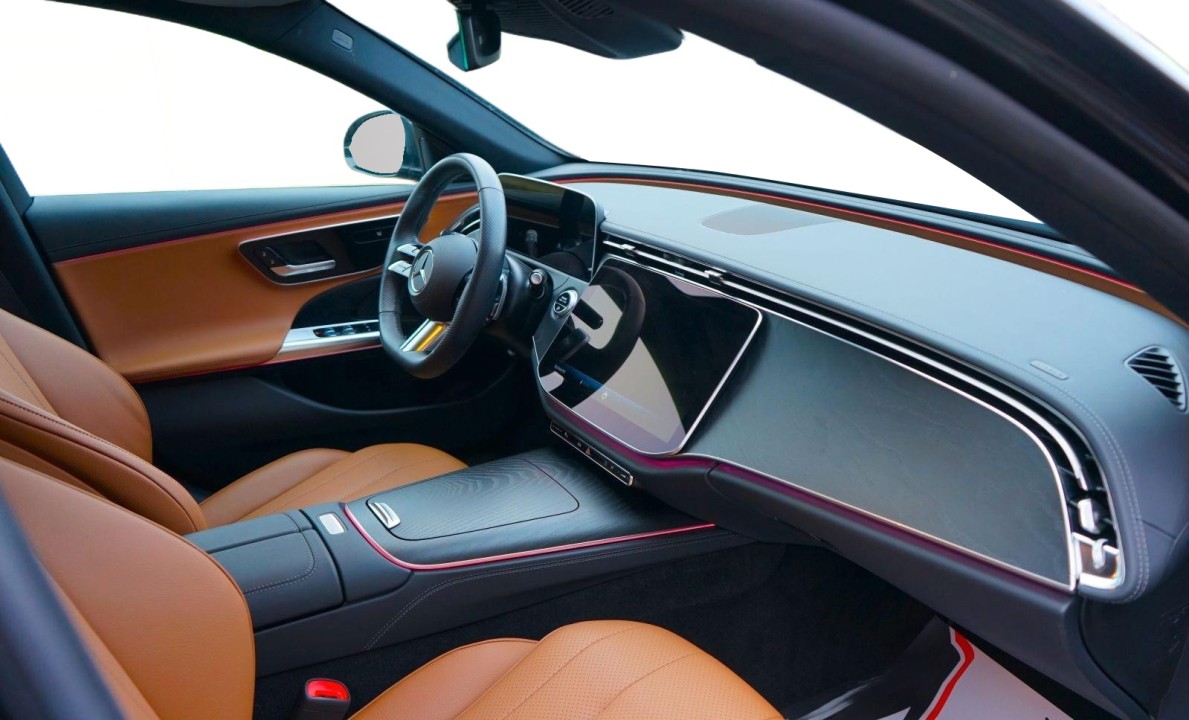 Mercedes-Benz E - foto 6