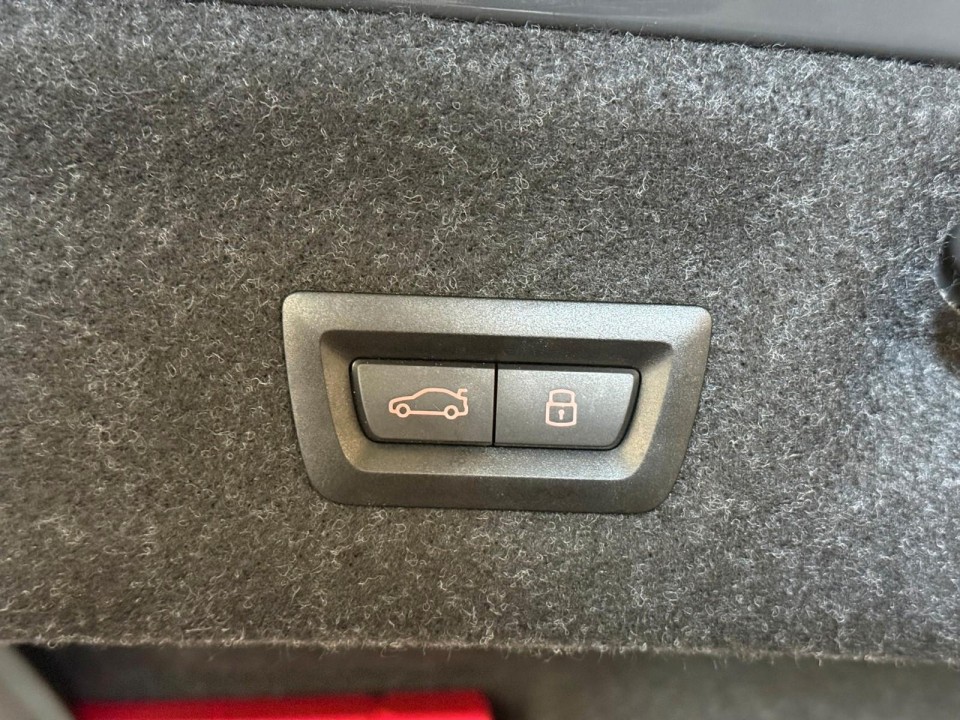 BMW M4 Competition xDrive - foto 32