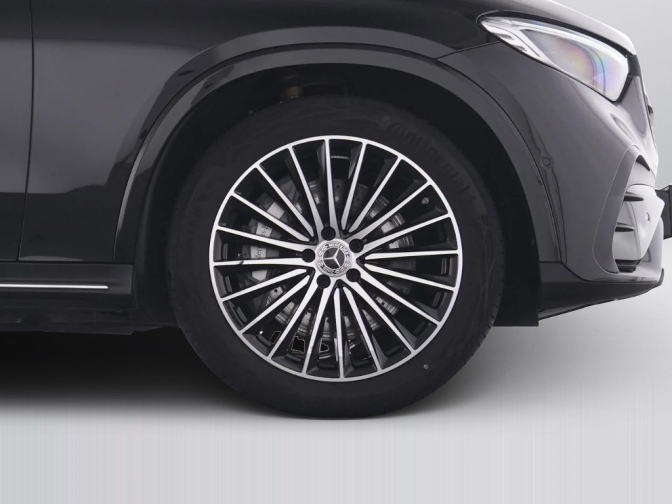 Mercedes-Benz GLC 300d 4MATIC AMG Line - foto 20
