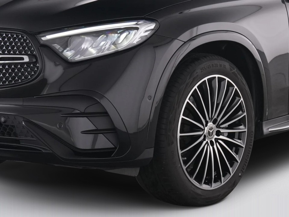 Mercedes-Benz GLC 300d 4MATIC AMG Line - foto 17