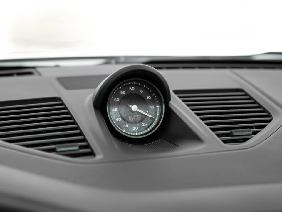 Porsche 911 Carrera 4 - foto 20