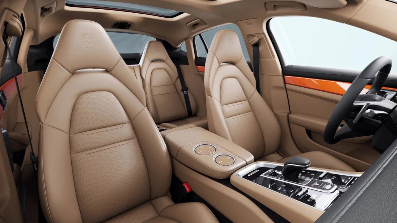 Porsche Panamera 4 Platinum Edition (5)