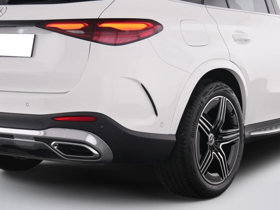 Mercedes-Benz GLC 200 4MATIC AMG Line - foto 18