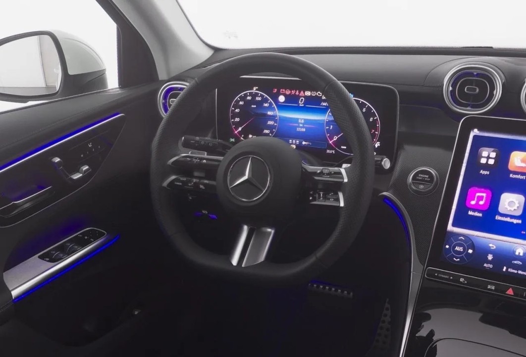 Mercedes-Benz GLC 200 4MATIC AMG Line - foto 13