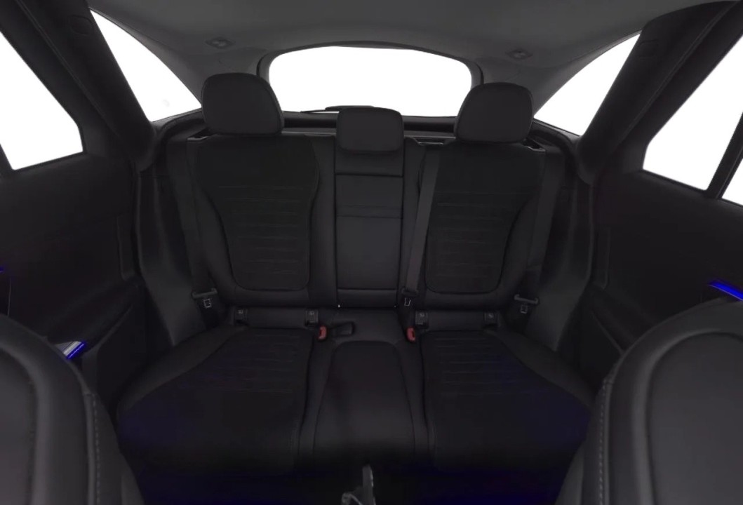 Mercedes-Benz GLC 200 4MATIC AMG Line - foto 12