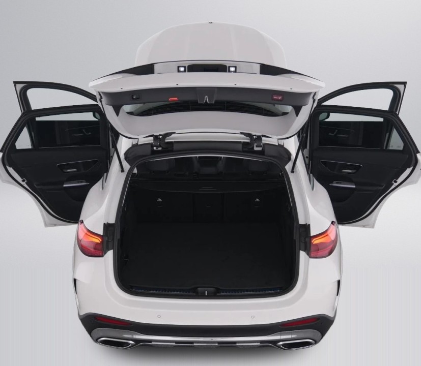 Mercedes-Benz GLC 200 4MATIC AMG Line - foto 16