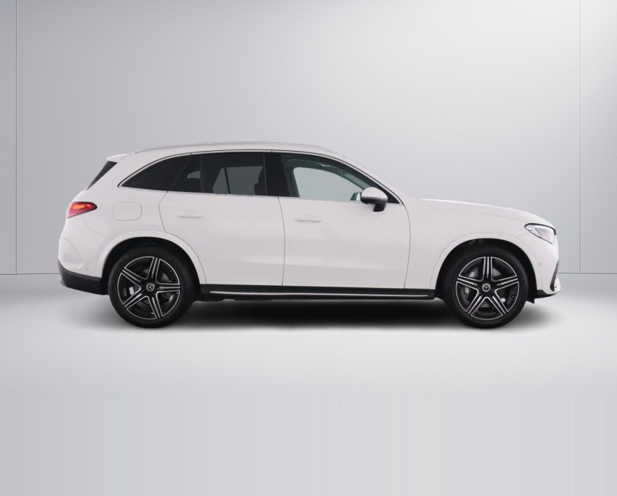 Mercedes-Benz GLC 200 4MATIC AMG Line (4)