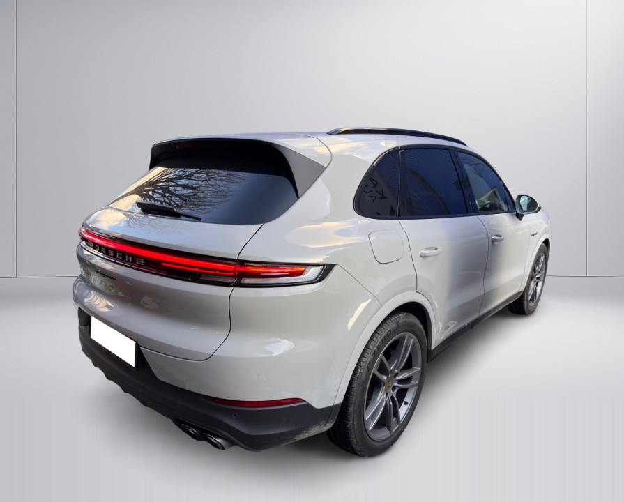 Porsche Cayenne E-Hybrid (2)