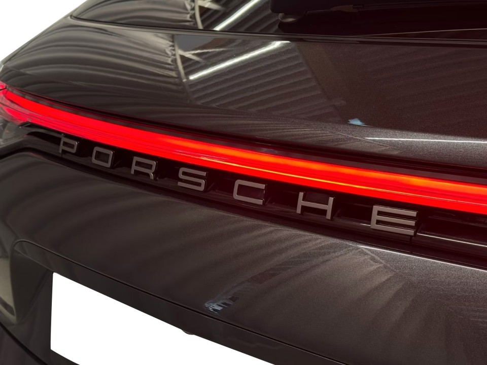 Porsche Panamera 4 E-Hybrid Platinum Edition Sport Turismo - foto 19