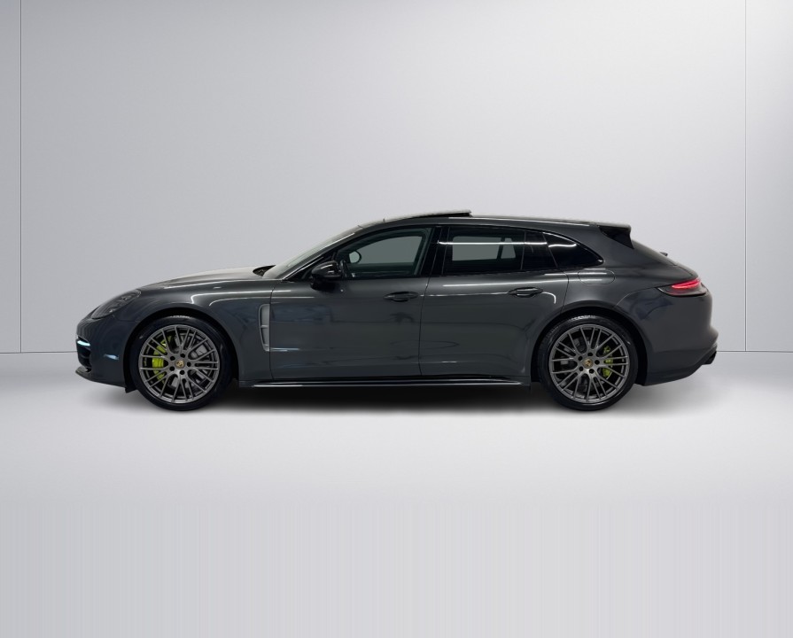 Porsche Panamera 4 E-Hybrid Platinum Edition Sport Turismo (3)