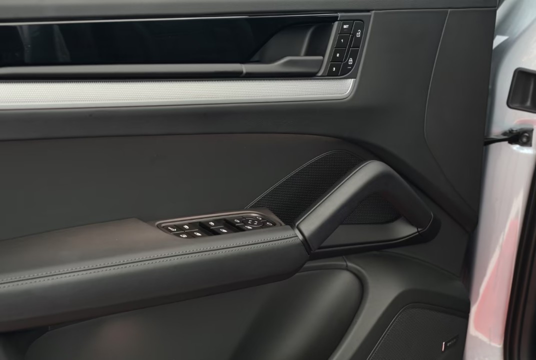 Porsche Cayenne E-Hybrid - foto 21