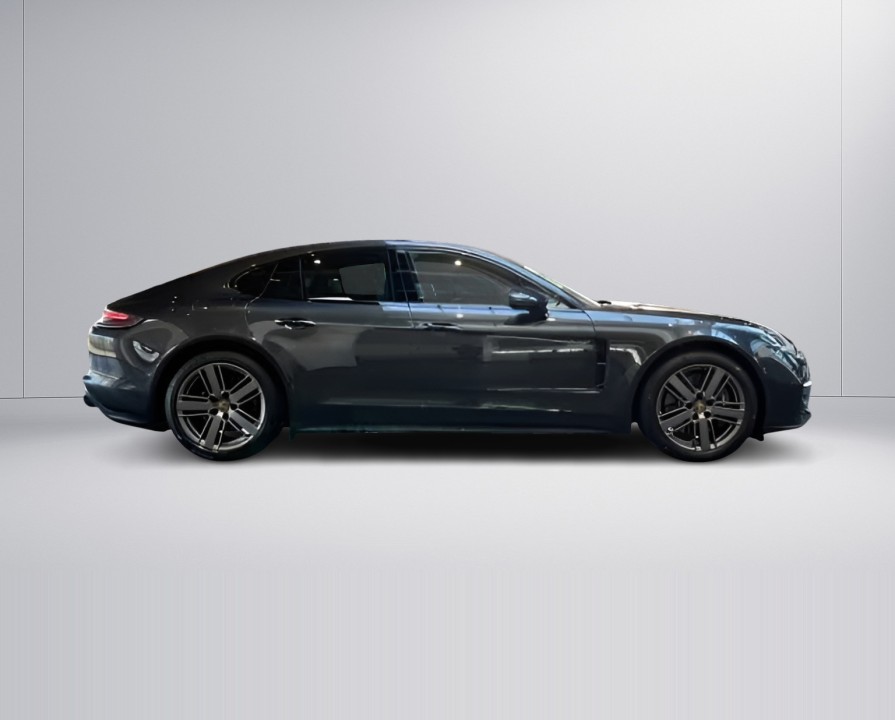 Porsche Panamera 4 E-Hybrid Platinum Edition (2)