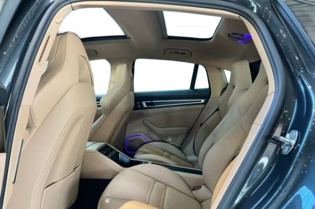 Porsche Panamera 4 E-Hybrid Platinum Edition - foto 13