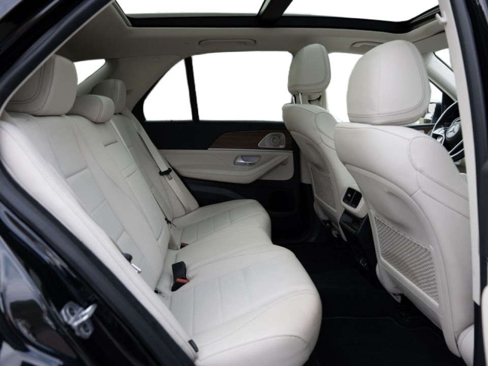 Mercedes-Benz GLE 400e 4MATIC AMG Line - foto 22