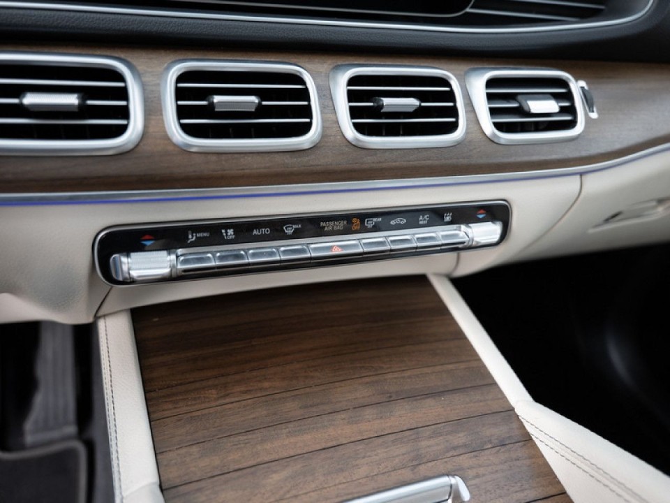 Mercedes-Benz GLE 400e 4MATIC AMG Line - foto 15