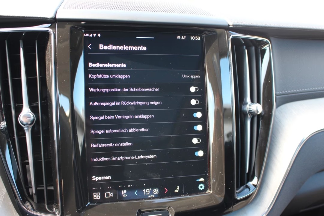 Volvo XC 60 B5 AWD Ultra Dark - foto 14