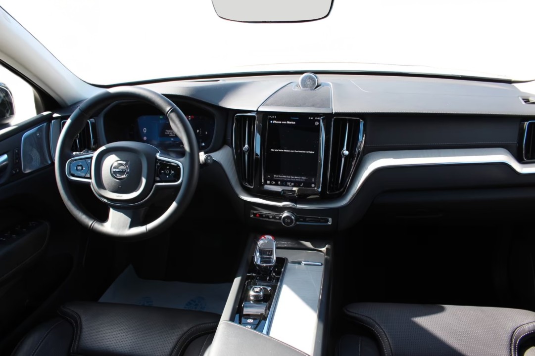 Volvo XC 60 B5 AWD Ultra Dark (5)