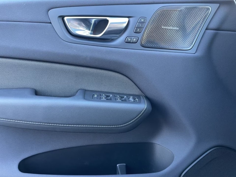 Volvo XC 60 T8 Recharge AWD Plus Dark - foto 16