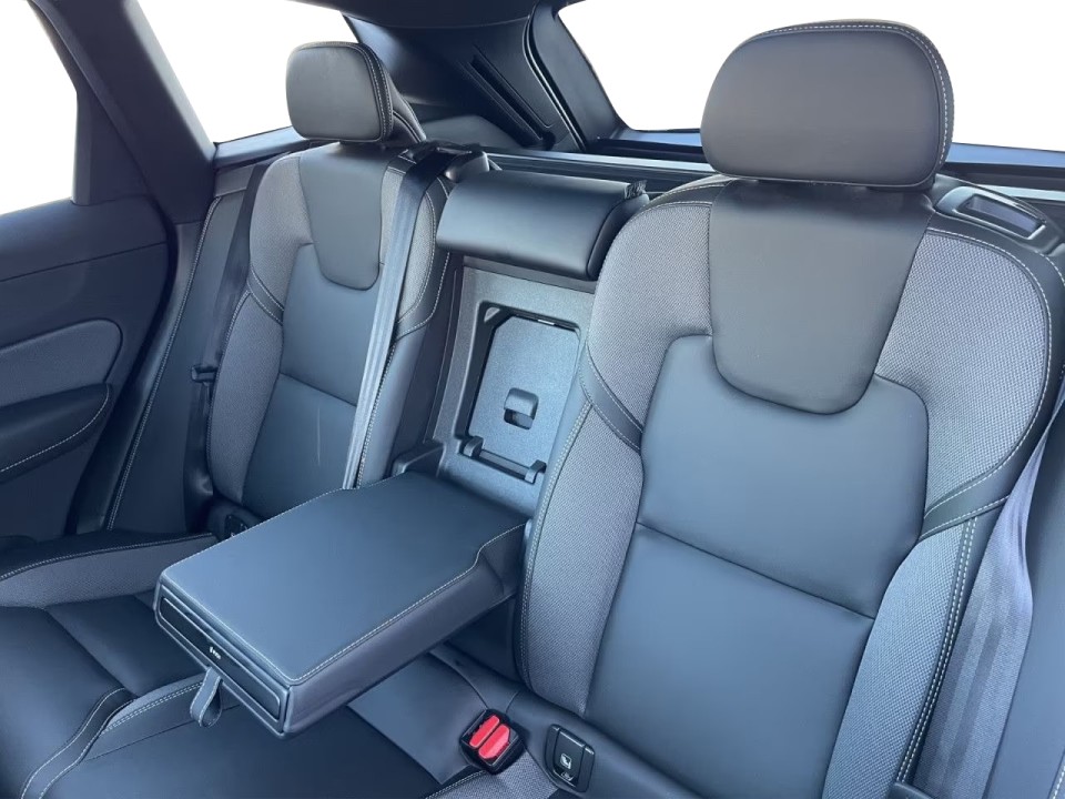 Volvo XC 60 T8 Recharge AWD Plus Dark - foto 14