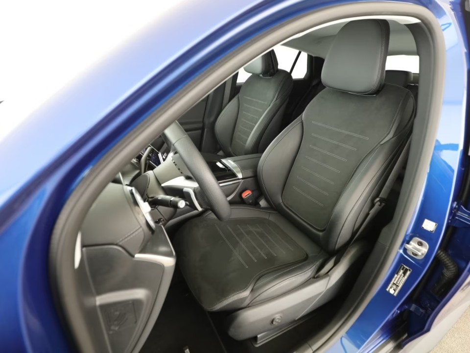 Mercedes-Benz GLC Coupé Mercedes-Benz GLC Coupe 200 4MATIC AMG Line - foto 9