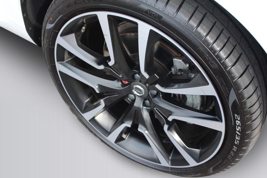 Volvo XC 60 B5 Ultra Dark - foto 22