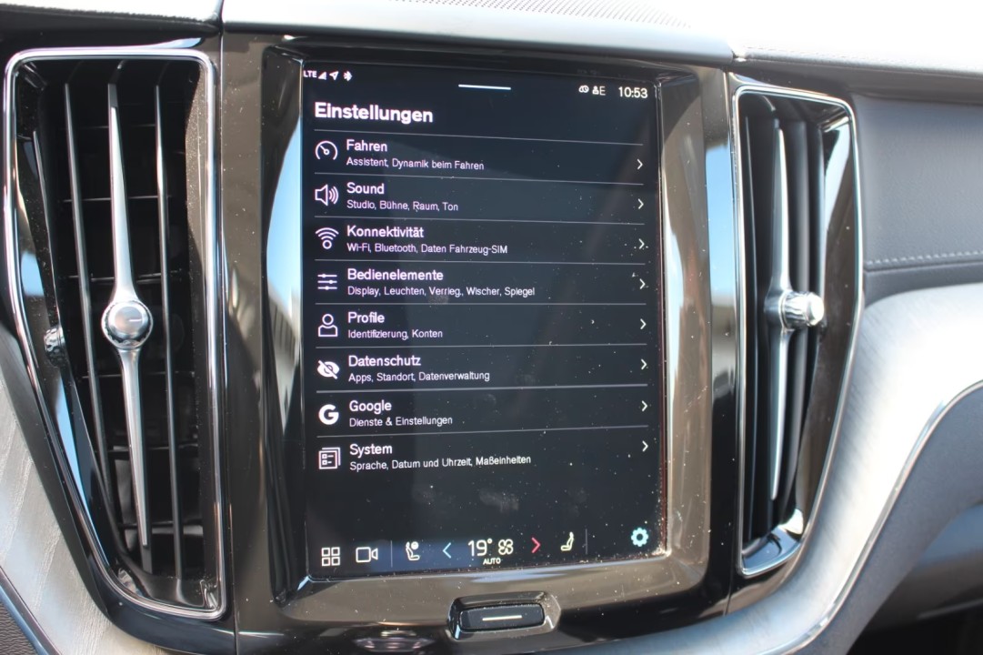 Volvo XC 60 B5 Ultra Dark - foto 14