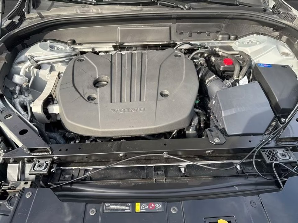 Volvo XC 60 B5 AWD Plus Dark - foto 17