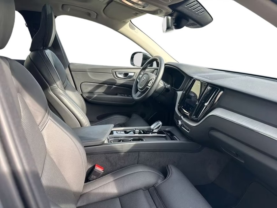 Volvo XC 60 B5 AWD Plus Dark - foto 9