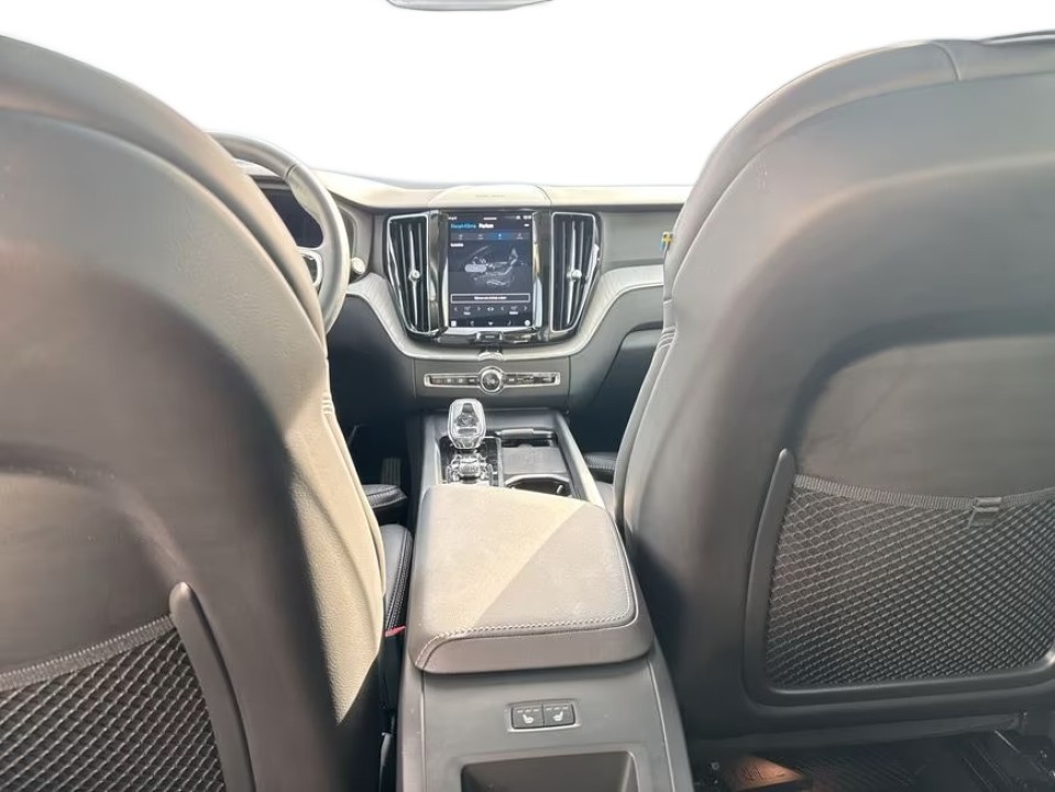 Volvo XC 60 B5 AWD Plus Dark - foto 15