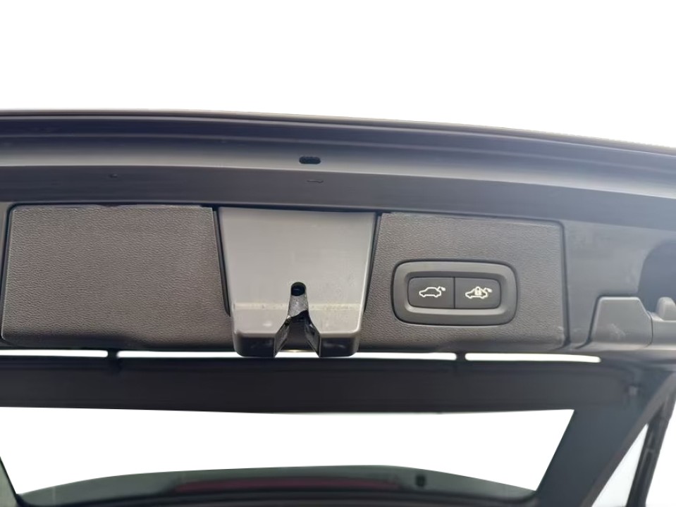 Volvo XC 60 B5 AWD Plus Dark - foto 18