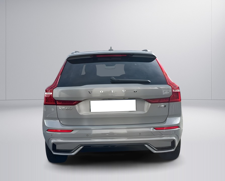 Volvo XC 60 B5 AWD Plus Dark (5)