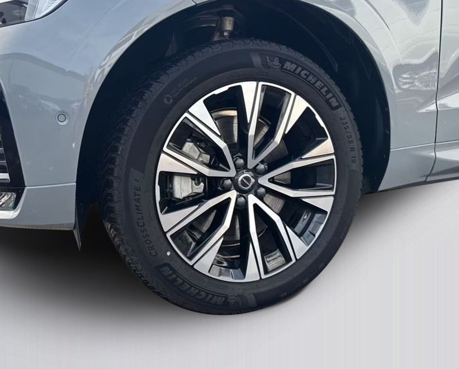 Volvo XC 60 B5 AWD Plus Dark - foto 20