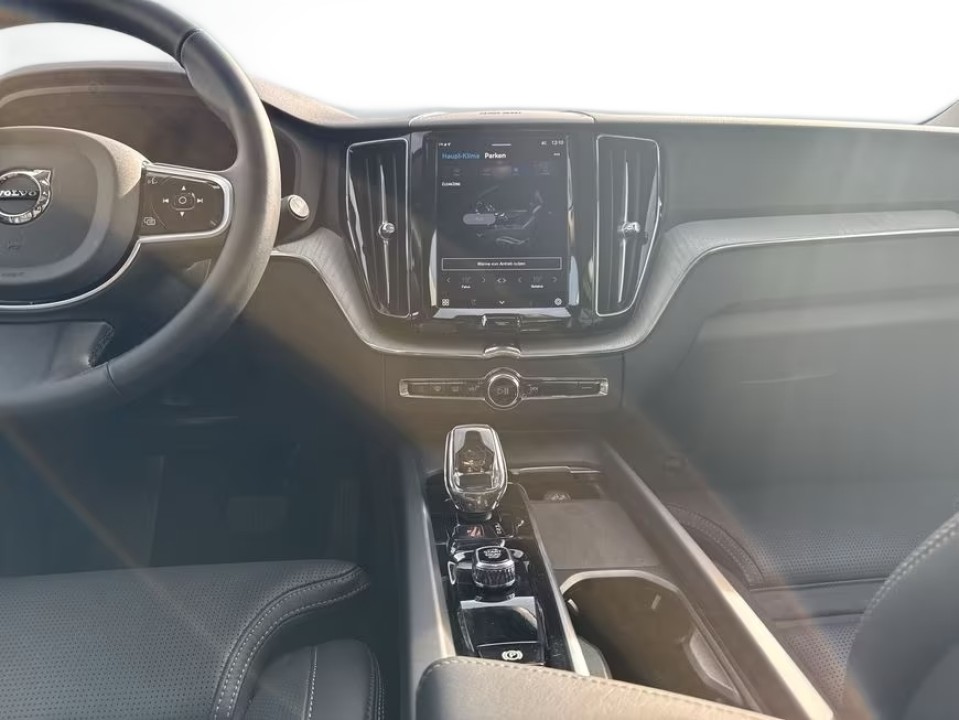 Volvo XC 60 B5 AWD Plus Dark - foto 11