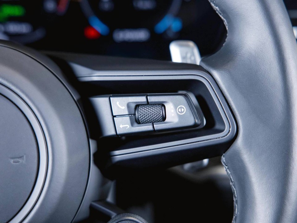 Porsche Cayenne S E-Hybrid - foto 14