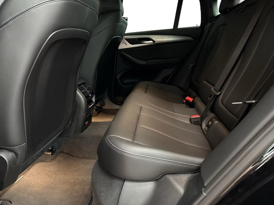 BMW X4 xDrive20d M-Sport - foto 9