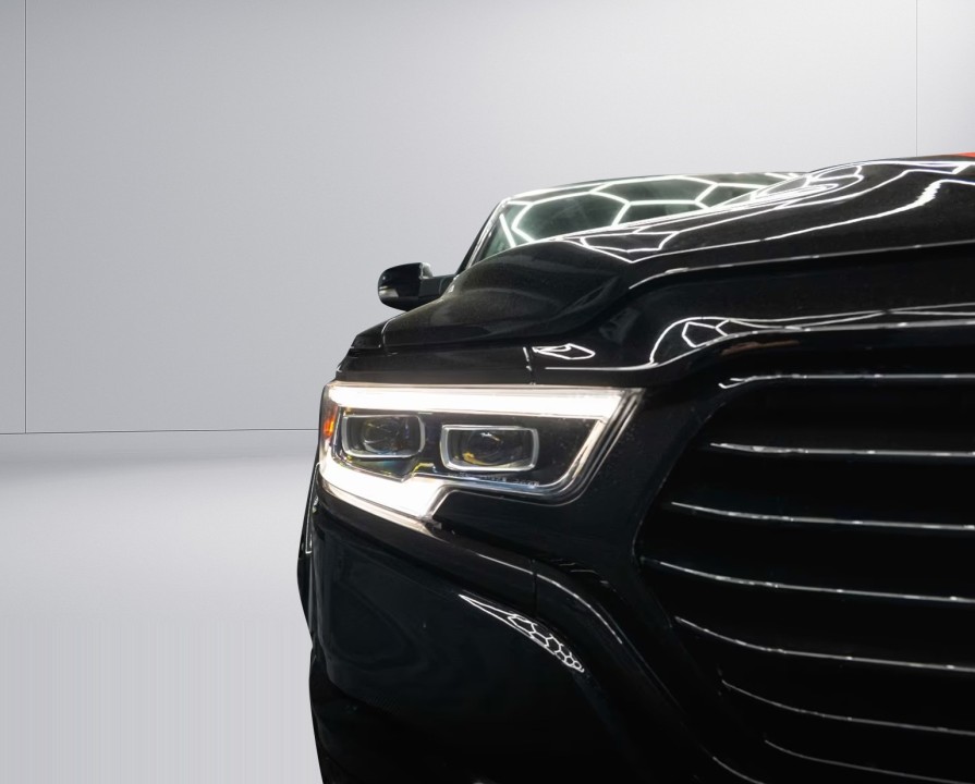 Dodge RAM Limited 5.7 V8 HEMI 4x4 BLACK - foto 40